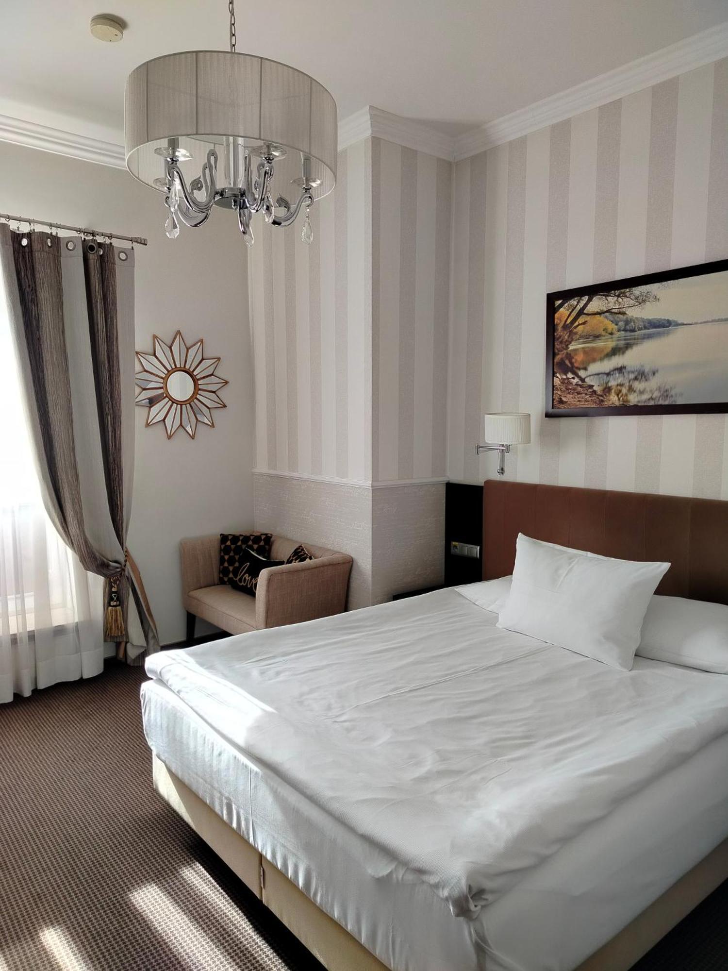 Hotel Sokolowska Airport Modlin Nowy Dwór Mazowiecki Cameră foto